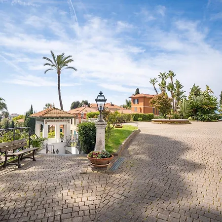 Pool And Relax At Casa Ilenia 아파트 보르디게라