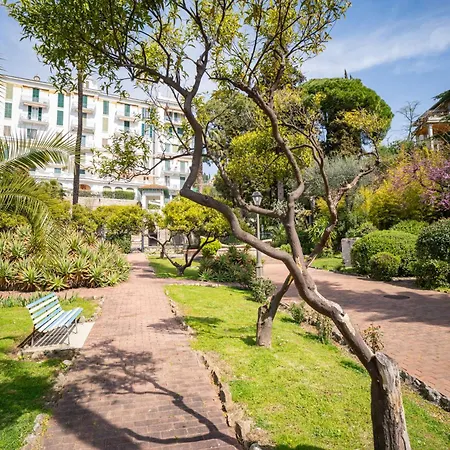 Pool And Relax At Casa Ilenia 아파트 *