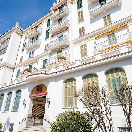 Pool And Relax At Casa Ilenia 보르디게라