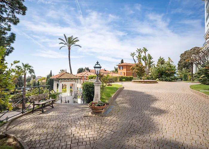 Pool And Relax At Casa Ilenia Apartamento Bordighera
